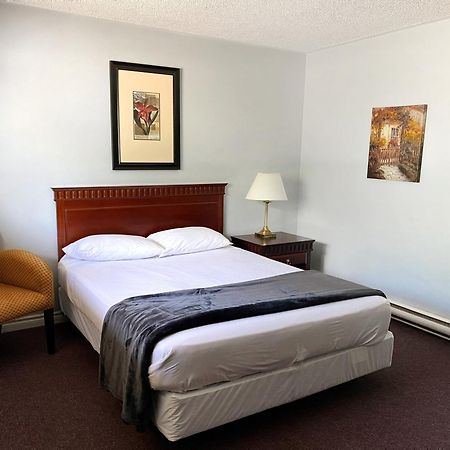 The Fort Nashwaak Motel Fredericton Bagian luar foto